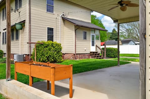 Photo of 2115 Irwin Drive, Columbus, IN