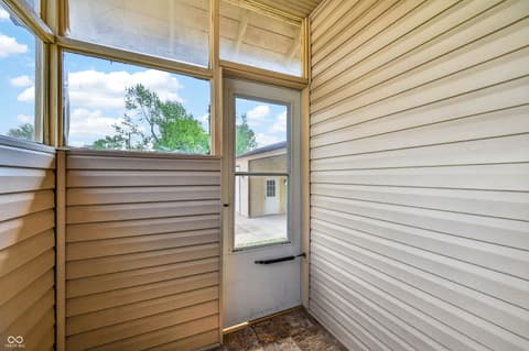 Photo of 2115 Irwin Drive, Columbus, IN