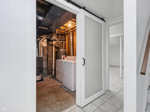 Laundry room at 10186 Dedham Drive, Indianapolis, IN