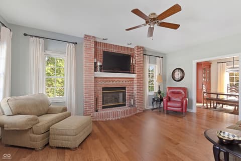 Photo of 2119 Scarlet Oak Drive, Avon, IN