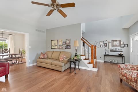Photo of 2119 Scarlet Oak Drive, Avon, IN