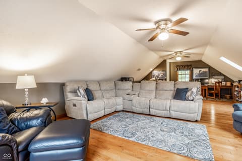 Photo of 2119 Scarlet Oak Drive, Avon, IN