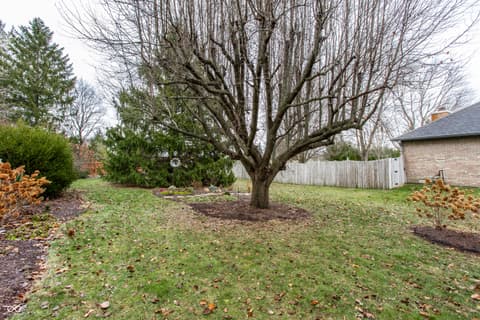 Photo of 2119 Scarlet Oak Drive, Avon, IN