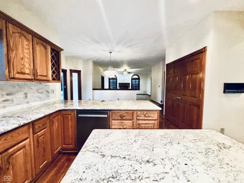 Photo of 45 Meadowview Lane, Greenwood, IN