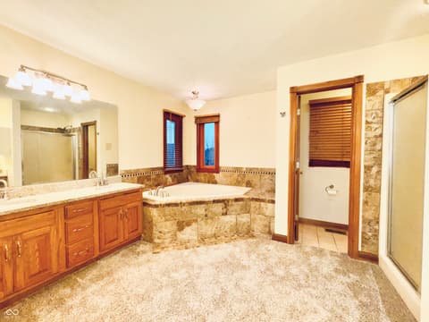 Photo of 45 Meadowview Lane, Greenwood, IN