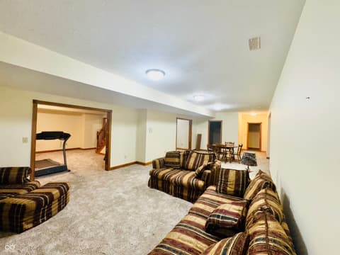 Photo of 45 Meadowview Lane, Greenwood, IN