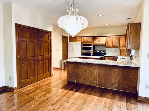 Photo of 45 Meadowview Lane, Greenwood, IN