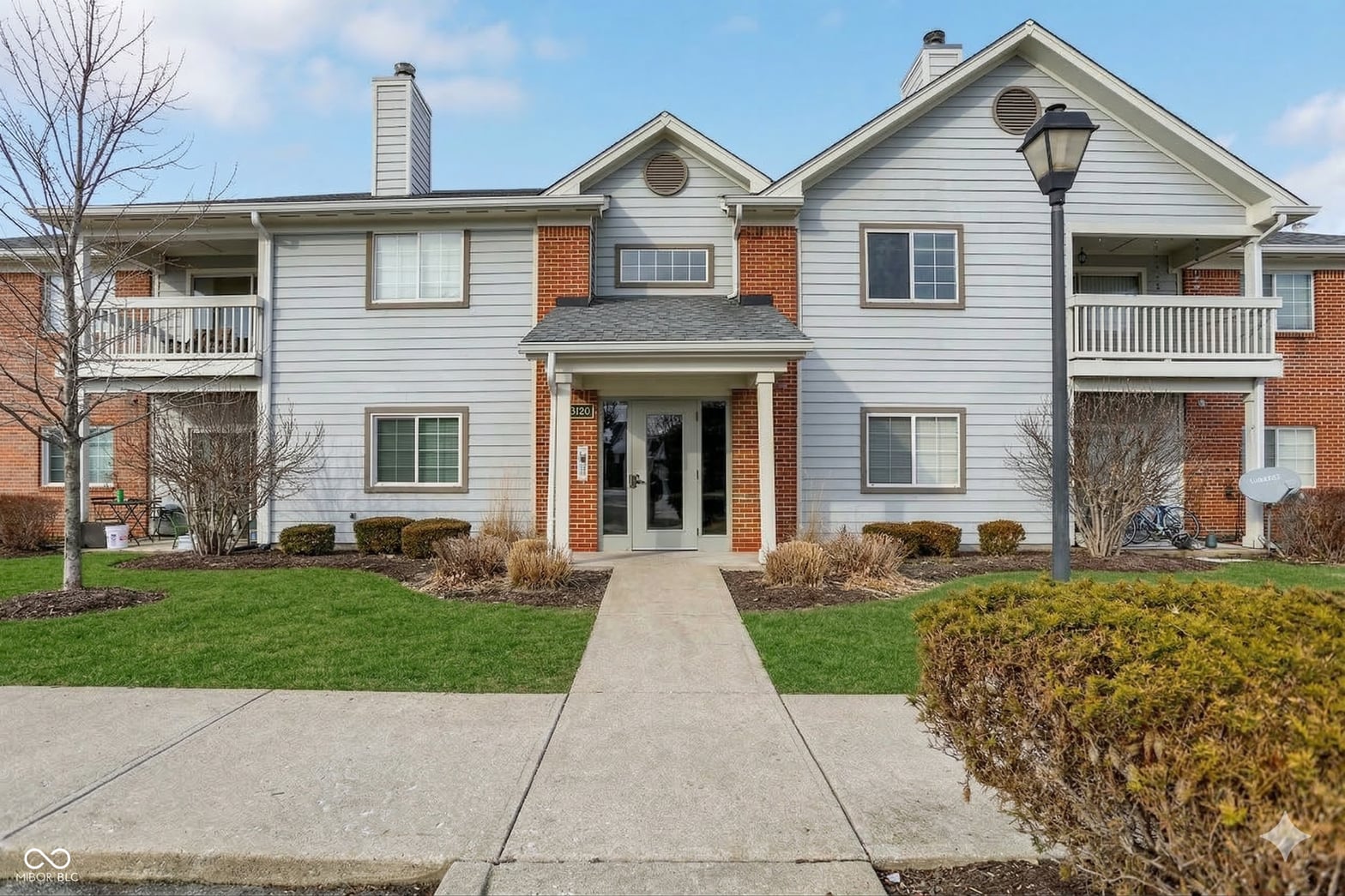 Photo of 8120 Glenwillow Lane, Indianapolis, IN