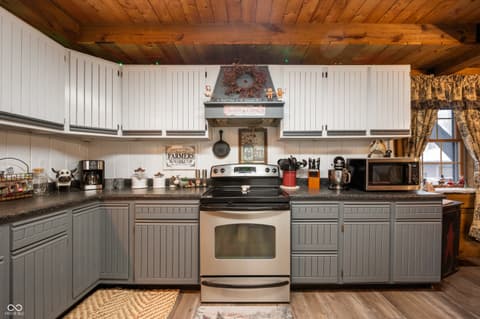 Photo of 7381 S State Road 101, Liberty, IN