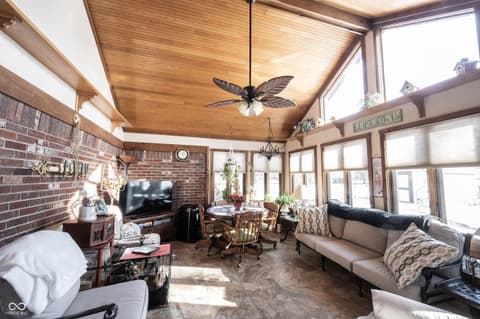 Photo of 5179 W Blue Bell Drive, New Palestine, IN