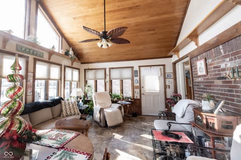 Photo of 5179 W Blue Bell Drive, New Palestine, IN
