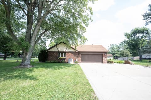 Photo of 5179 W Blue Bell Drive, New Palestine, IN