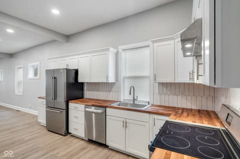 Photo of 2224 N Kenwood Avenue, Indianapolis, IN