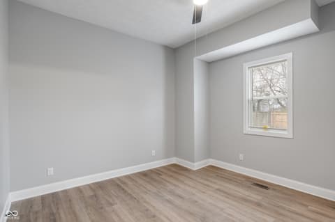 Photo of 2224 N Kenwood Avenue, Indianapolis, IN