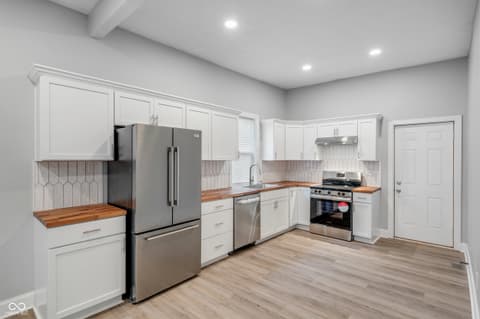 Photo of 2224 N Kenwood Avenue, Indianapolis, IN