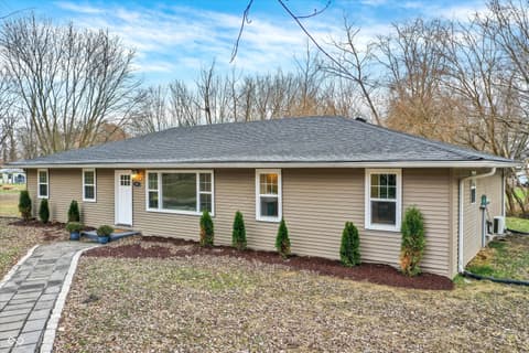 Photo of 285 Robb Hill Road, Martinsville, IN