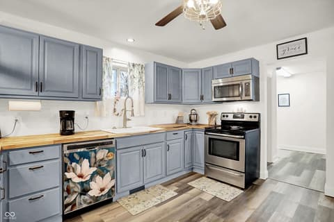 Photo of 285 Robb Hill Road, Martinsville, IN