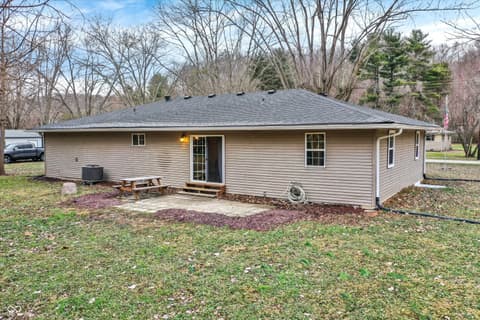 Photo of 285 Robb Hill Road, Martinsville, IN