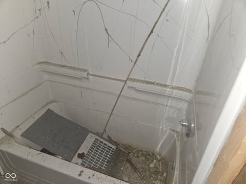 Bathroom at 1520 1st Avenue, Terre Haute, IN