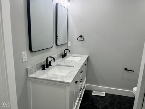 Primary bathroom at 5646 Paradise Drive, Martinsville, IN