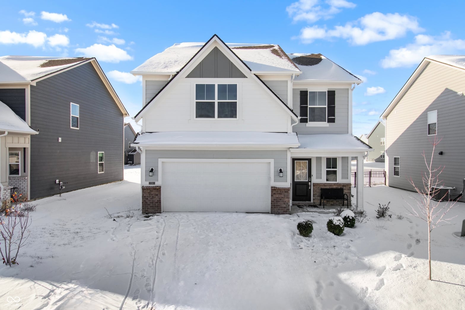 Front exterior at 726 Oxford Lane, Danville, IN