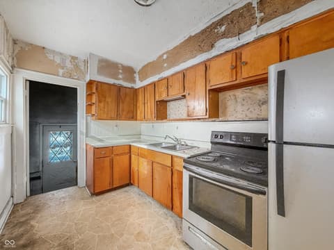 Photo of 626 N Emerson Avenue, Indianapolis, IN