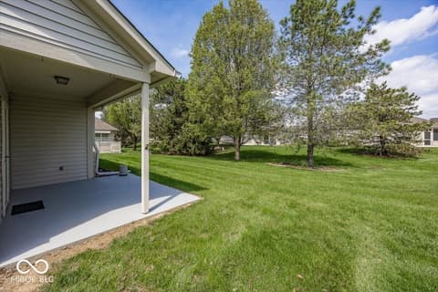 Yard at 1594 Stonewall Drive, Greenfield, IN
