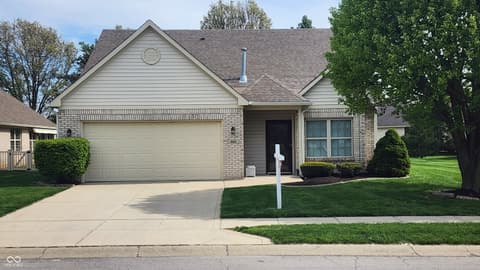 Front exterior at 1594 Stonewall Drive, Greenfield, IN