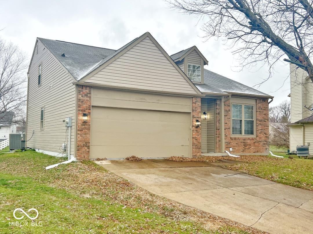 Front exterior at 6110 Kenzie Court, Indianapolis, IN