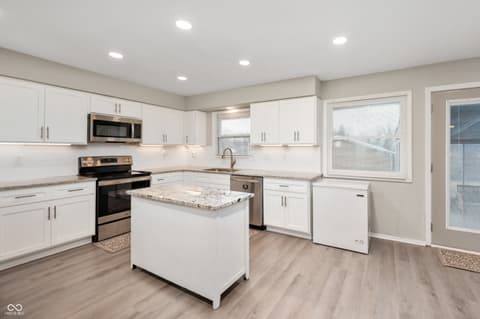 Photo of 2311 Radcliffe Avenue, Indianapolis, IN