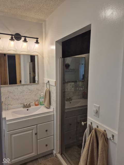 Bathroom at 3301 S 550 E, Franklin, IN
