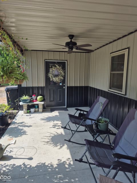 Outdoor living area at 3301 S 550 E, Franklin, IN