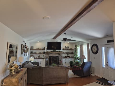 Living room at 3301 S 550 E, Franklin, IN