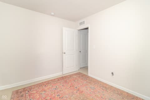 Photo of 1730 Cascades Drive, Greenfield, IN