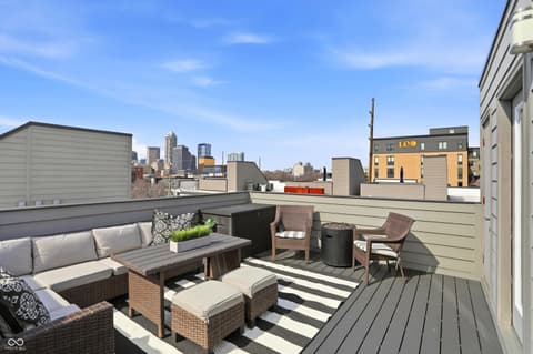 Photo of 737 Switchyard Place, Indianapolis, IN