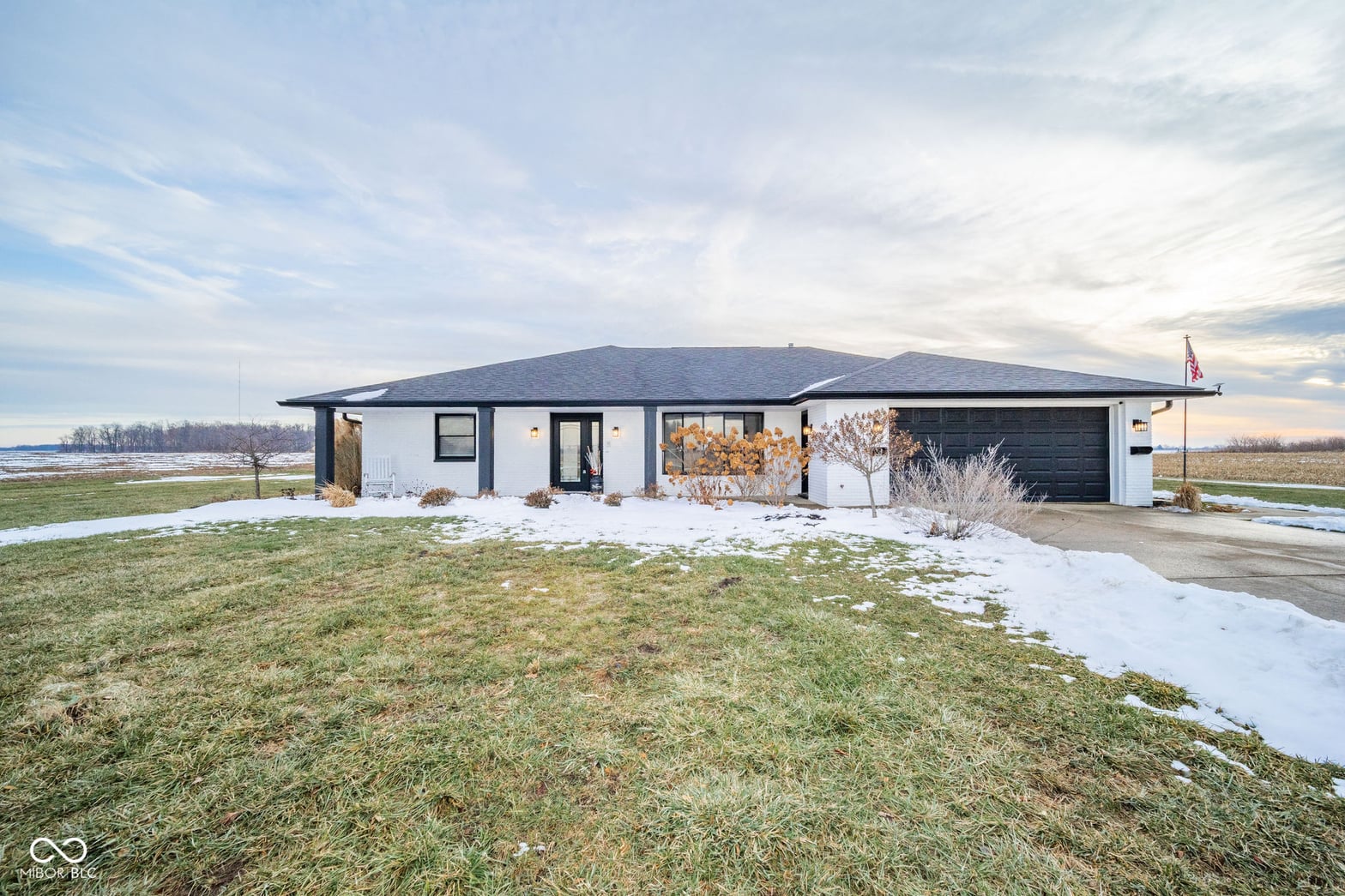 Photo of 1909 W County Road 600 S, Muncie, IN