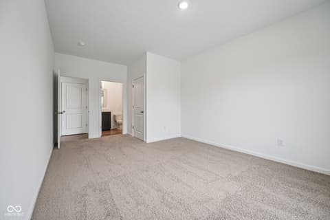 Photo of 920 Angilee Way, Lebanon, IN