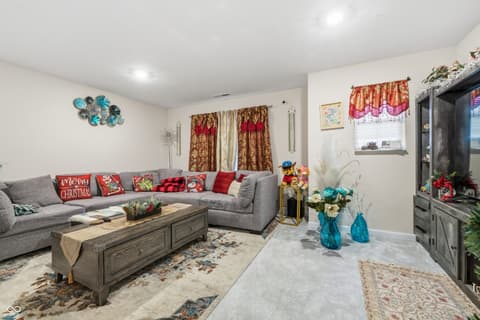 Living room at 1148 Lakeshore Drive, Greenwood, IN