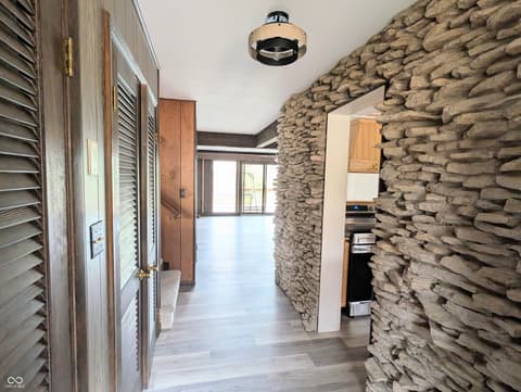 Photo of 1859 White Oak Lane E, Martinsville, IN