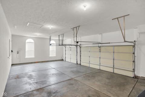 Photo of 13866 Four Seasons Way, Carmel, IN