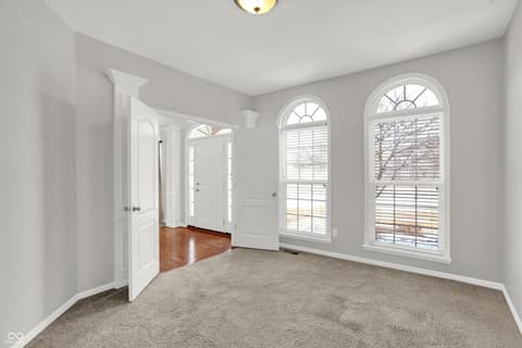 Photo of 13866 Four Seasons Way, Carmel, IN