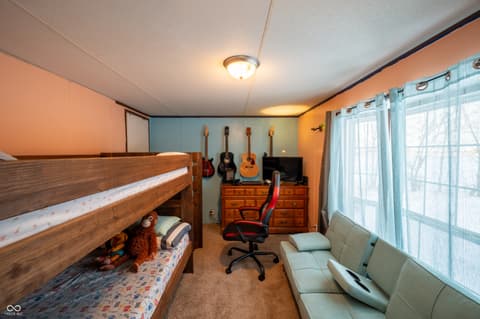 Photo of 9985 N Private Road 875 W, Elizabethtown, IN