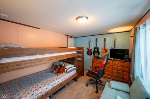 Photo of 9985 N Private Road 875 W, Elizabethtown, IN