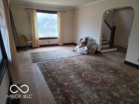 Living room at 951 E Southern Avenue, Indianapolis, IN