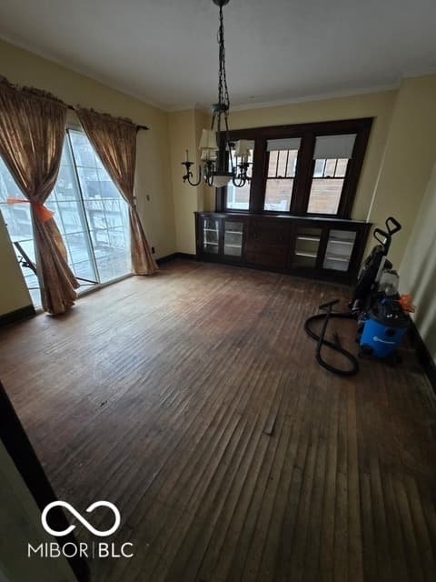 Dining room at 951 E Southern Avenue, Indianapolis, IN