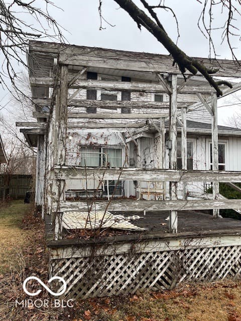 Backyard at 951 E Southern Avenue, Indianapolis, IN