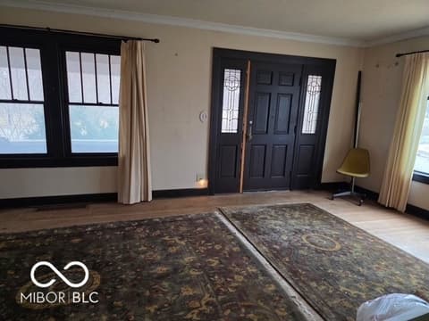 Foyer at 951 E Southern Avenue, Indianapolis, IN
