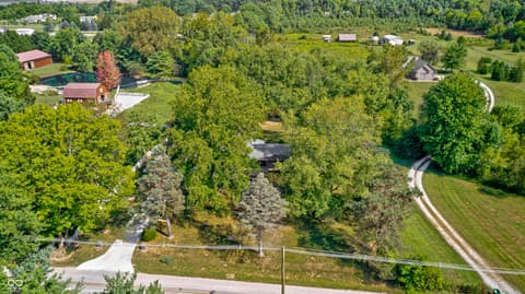 Photo of 4326 W 156th Street, Zionsville, IN