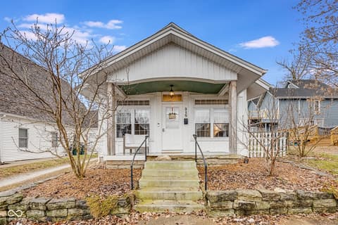 315 E Hendricks Street