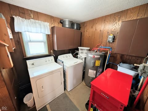 Photo of 5599 N State Road 9, Hope, IN
